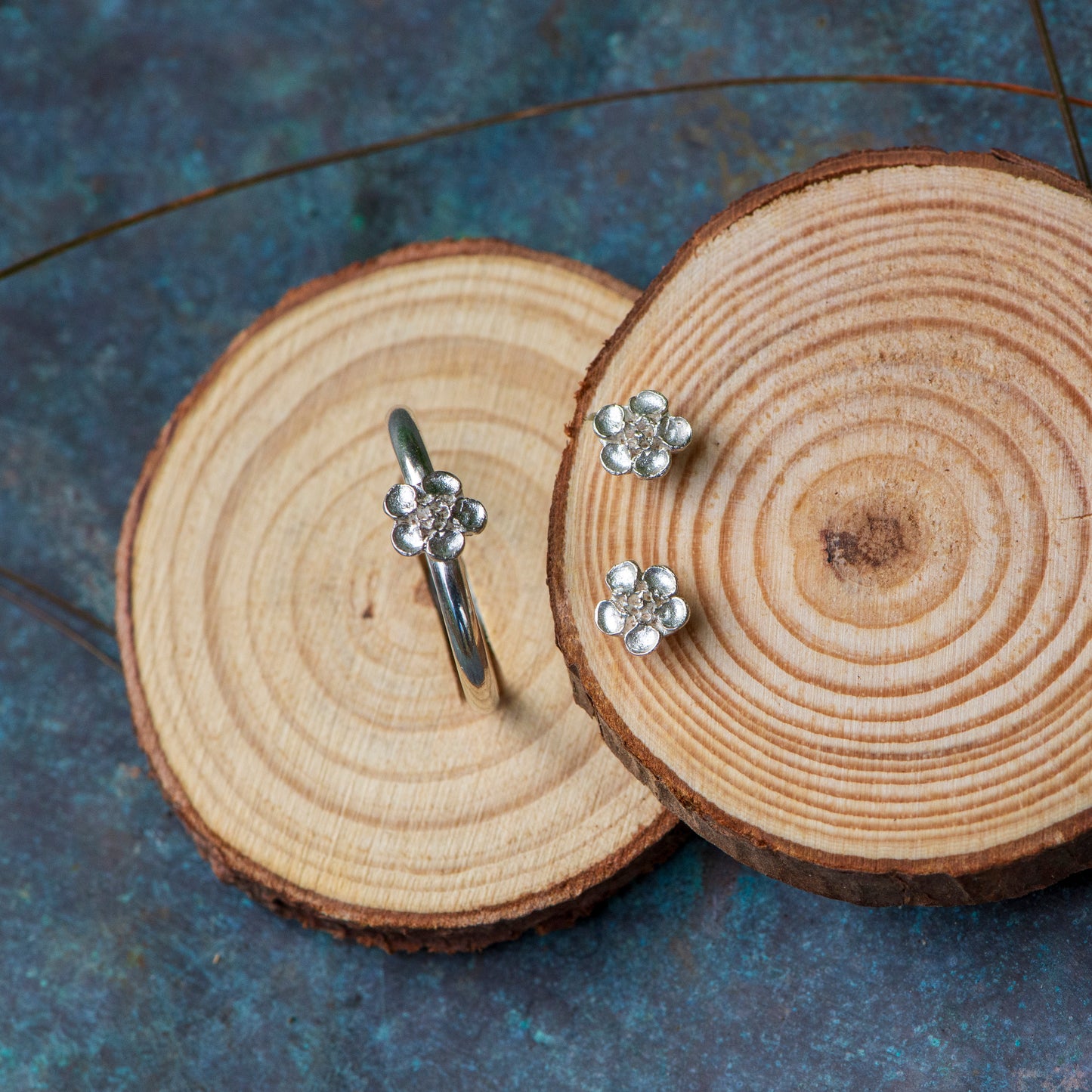 Manuka Flower studs