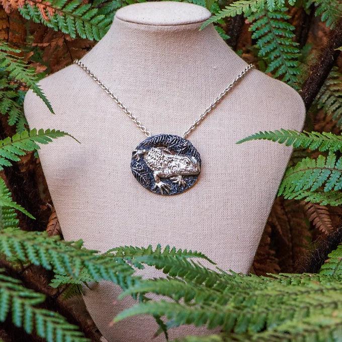 Tuatara pendant - Gilded Kea Jewellery