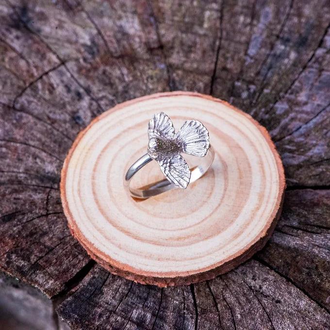 Piwakawaka / Fantail Ring - Gilded Kea Jewellery