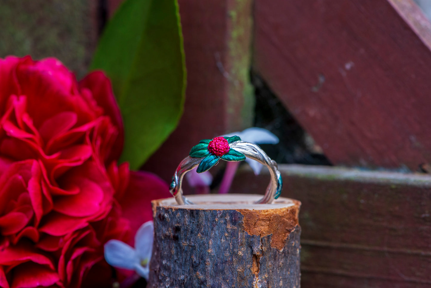 Rata Flower Ring