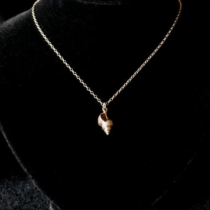 Sea Snail Shell Pendant - Gilded Kea Jewellery 