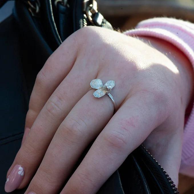 Piwakawaka / Fantail Ring - Gilded Kea Jewellery 